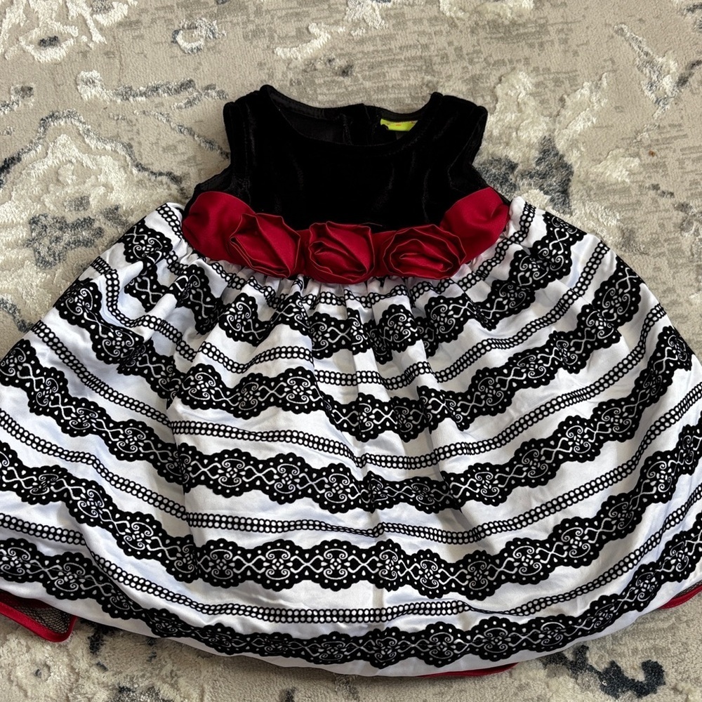 Penelope Mack Velvet Holiday Black and Red Lace Trim Kids Girls Dress sz 12